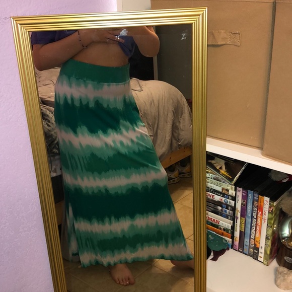 watercolor green maxi skirt - Picture 1 of 3
